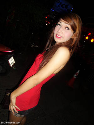 ladyboy pee pee - 