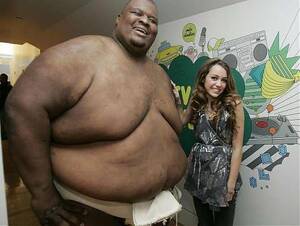 Miley Cyrus Tits Cum - Miley Cyrus' biggest fan : r/funny