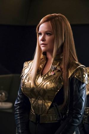 1920x1080star - After a jump in the wrong direction, the Discovery's crew winds up where  (almost