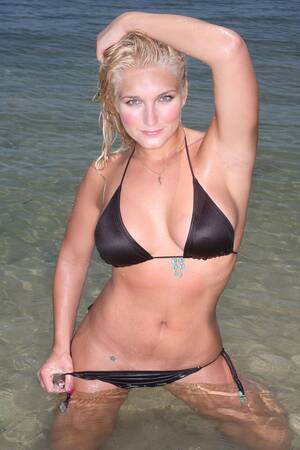 Brooke Hogan Look Alike Porn - Brooke Hogan - Free pics, galleries & more at Babepedia