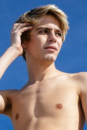 Kyle Ross Xxx - Kyle Ross | Gay Porn Star Database at WAYBIG