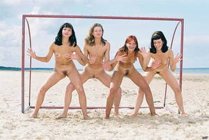 beach group nudists teens - more nudist group, nudist group girls, nude beach photos, nude beach pic,
