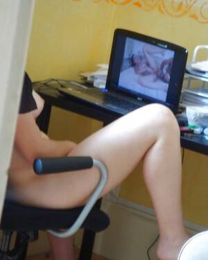 Amateur Caught Watching Porn - Caught wife watching xhampster Porn Pictures, XXX Photos, Sex Images  #1359660 - PICTOA