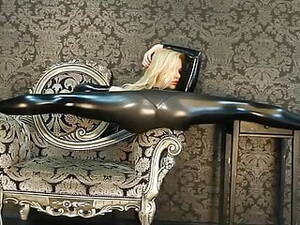 flexible latex porn - latex flexible slut | xHamster