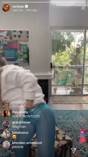 Jojo Siwa Porn Tubes - Accidental flash during live : r/Jojo