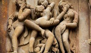 ffm threesome positions chart - 10 Best Threesome Sex Positions