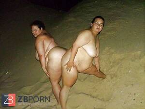 beach plumpers - REAL PLUMPER Girly-Girl Duo On The Beach - ZB Porn