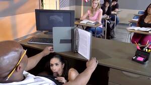Blowjob Under The Desk In Class - Tia Cyrus blows her PE teacher as he's giving his lecture - Porn Movies -  3Movs