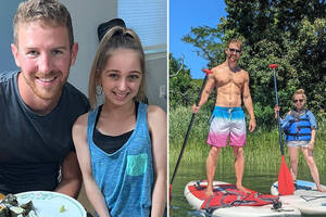 mature love girl - I'm dating a 23-year-old woman who looks like an 8-year-old girl