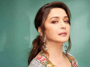 madurey dixit hindi actress nude - Madhuri Dixit sets the stage on fire with killer moves on 'Maja Ma' trailer  launch | Hindi Movie News - Times of India