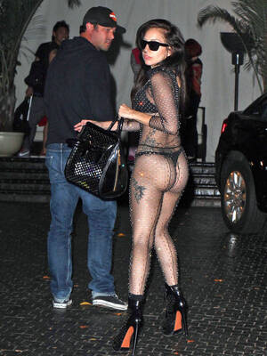 avn upskirt - Avn Awards Upskirt Legs Open UpskirtSexiezPicz Web Porn