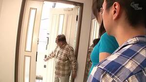 Interracial Asian Family Porn - Asian family with black man - XVIDEOS.COM