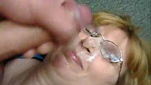 couples handjob cumshot - couple handjob cum' Search - XNXX.COM