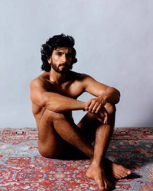 Mayim Bialik Fucking - Deepika Padukone reacts to husband Ranveer Singh's nude photoshoot - Tamil  News - IndiaGlitz.com