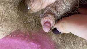 Aroused Clit Hairy Pussy - Extreme Closeup Big clit Rubbing orgasm wet hairy pussy - XVIDEOS.COM