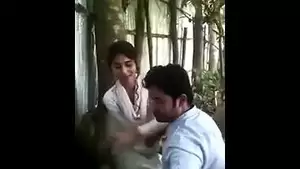 hidden cam horny girl - Hidden Cam Catches A Horny College Girl Kissing And Having Outdoor Fun  indian sex video