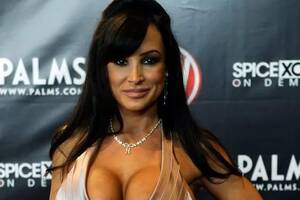 Mature Porn Star Lisa Ann - Ex-porn star Lisa Ann 'dragged out of Matt Rife comedy show in handcuffs by  police' - Daily Star