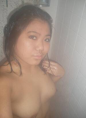 Asian Amateur Chubby - Chubby amateur Asian teen girlfriend takes shower Porn Pictures, XXX  Photos, Sex Images #2880036 - PICTOA
