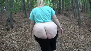 fat chubby girl fucked in creek - Young chubby girl with nice curves sucks and fucks boyfriend in the forest  - XVIDEOS.COM