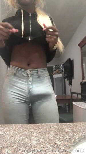biggest shemale cock sticking out of jeans - Tranny in Tight Jeans Shows off Her Big Bulge | xHamster