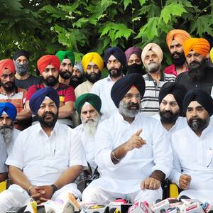 Forced Gay Sex At Gunpoint - Why two Sikh women marrying Muslims triggered disputes in Kashmir |  Religion News | Al Jazeera