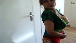 Blouse Cleavage Porn - Downblouse Cleavage Porn - Sexy Cleavage & Downblouse Jerk Videos - EPORNER