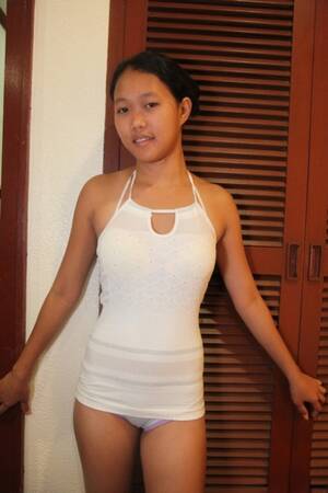 Amateur Filipina Girls Porn - Filipina Amateur Porn Pics & Naked Photos - PornPics.com