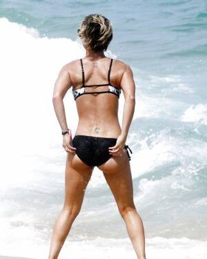 kaley cuoco nude beach shot - Kaley Cuoco - New Beach Bikini ASS Pictures Porn Pictures, XXX Photos, Sex  Images #1530098 - PICTOA
