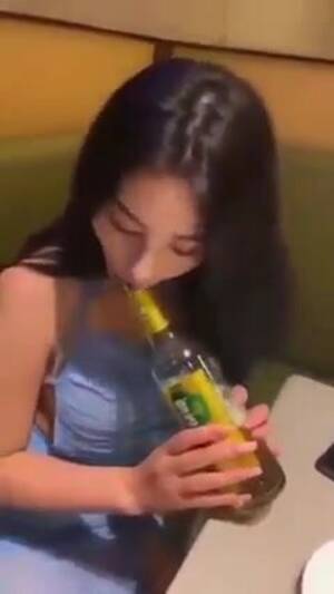 Asian Slut Blowjob - Asian slut's blowjob practice - ThisVid.com