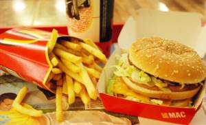 Big Big Mac Porn - Big Mac meal w/ a strawberry shake !