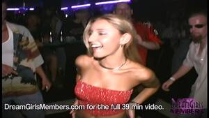 Night Club Girls - Sexy Club Girls Bump Grind & Flash Some Skin - XNXX.COM