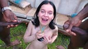 eva black piss - eva black piss Porn | FUQ