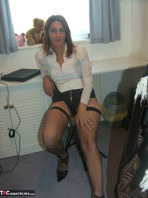 amateur office slut - Jolanda - Office Slut Pics