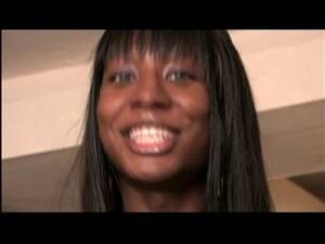 black shemale jordan - stripping ts jordan - xxxshemaleporn.com