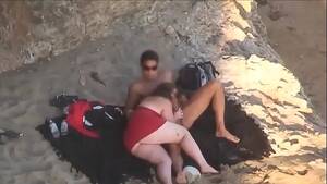 bubble butt beach sex - big fat ass beach action - XVIDEOS.COM