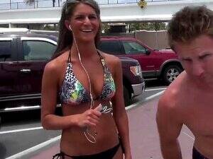 beach hunters brunette - Beach Hunters Hd porn videos at Xecce.com