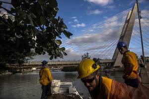 Brazilian Construction Porn - 