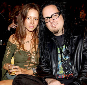 Devon Davis Porn - Korn's Jonathan Davis Opens Up About Wife Deven Davis' Death