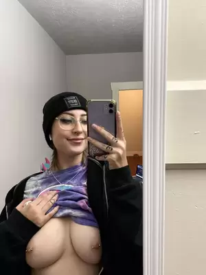 Alt Glasses Porn - glasses and alt girl tits ðŸ¤“ nudes | Watch-porn.net
