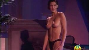 Celebrity Striptease Porn - Celebrity Striptease HD Porn Search - Page 2 - Xvidzz.com