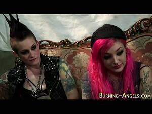 Goth Rock Girls - Punk rock slut rides dick - XNXX.COM