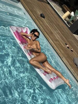 asa akira poolside - Poolside with Asa Akira