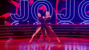 Jojo Siwa Porn Fantasy - Here's All of JoJo Siwa's History-Making 'DWTS' Routines, Ranked