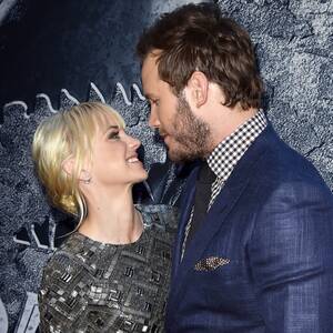 Anna Faris Porn - Anna Faris: Chris Pratt Cheating Report Was ''Weirdly Stinging''