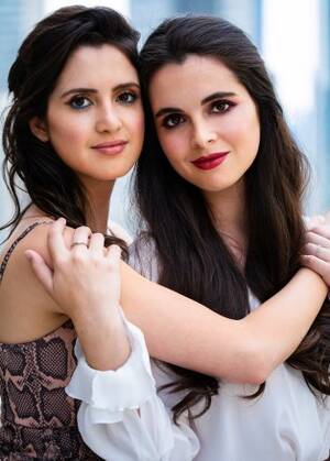 Laura Marano Blowjob - Laura & Vanessa Marano Talk 'Saving ZoÃ«': Interview â€“ Hollywood Life