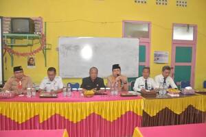 beyonc+???+?t? lesbian porn - Rektor Universitas PGRI Palembang Kunjungi Para Guru di SMPN 1 Baturaja -  Universitas PGRI Palembang