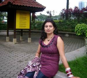 Beautiful Sexy Girls Hidden Camera - Sexy pics of Hot girls, aunty, bhabhi and home made pics leaked images  taken by hidden camera: Desi Girls and newly married girl sex pics