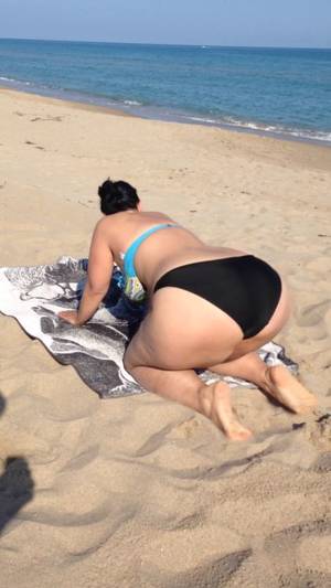 chubby ass on beach voyeur - Back to the beach.