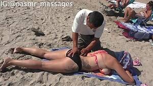 Beach Massage Porn - Side Boob Beach Massage - XVIDEOS.COM