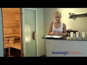 massage room uma - Massage Rooms Uma rims guy before squirting and pleasuring another -  XVIDEOS.COM